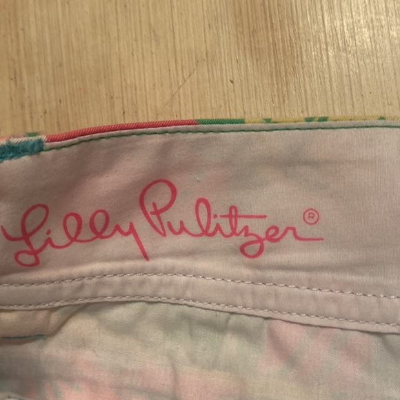 Lily Pulitzer Callahan short - size 00 - Picture 2 of 4